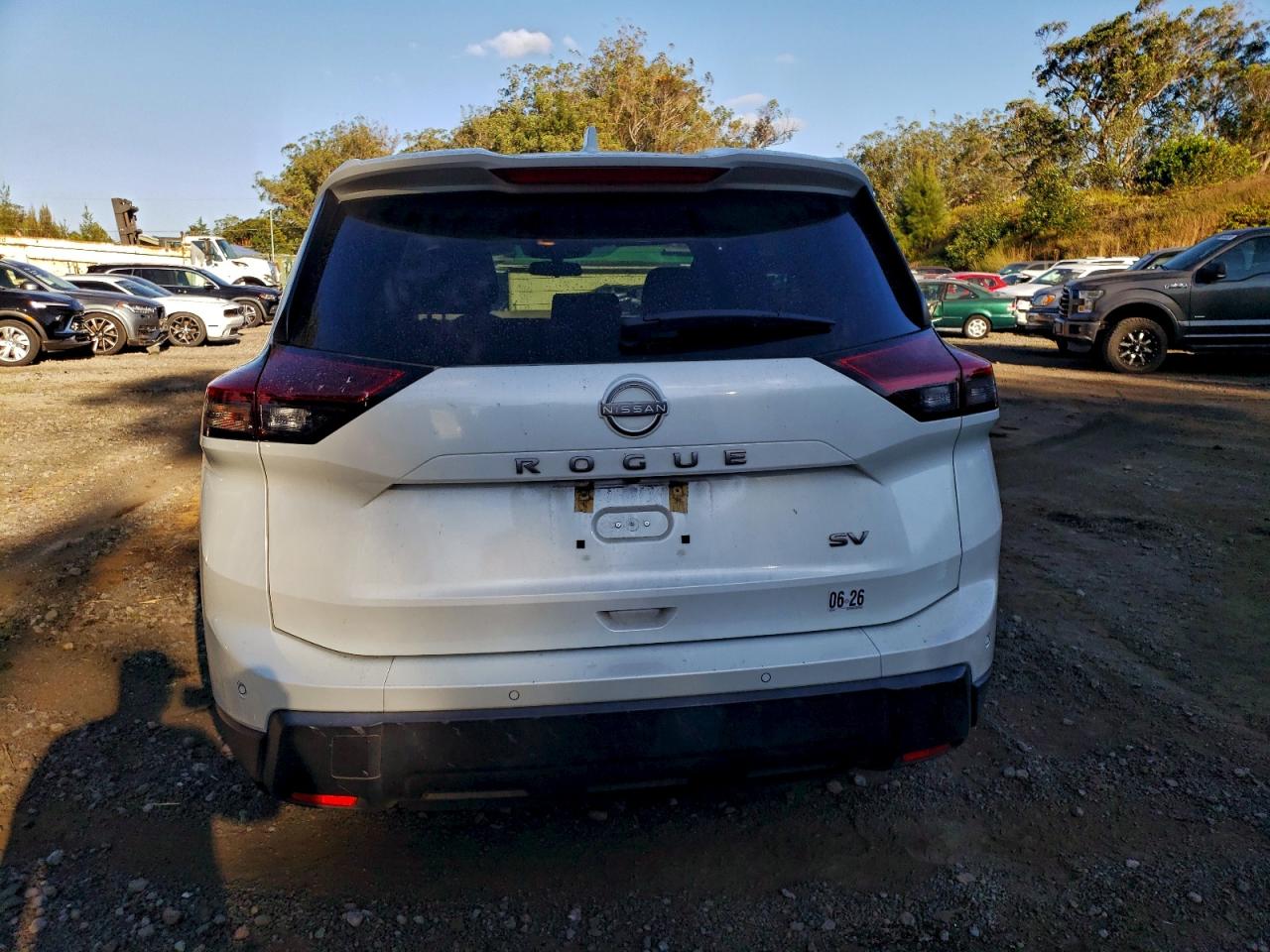2024 NISSAN ROGUE SV photo 6