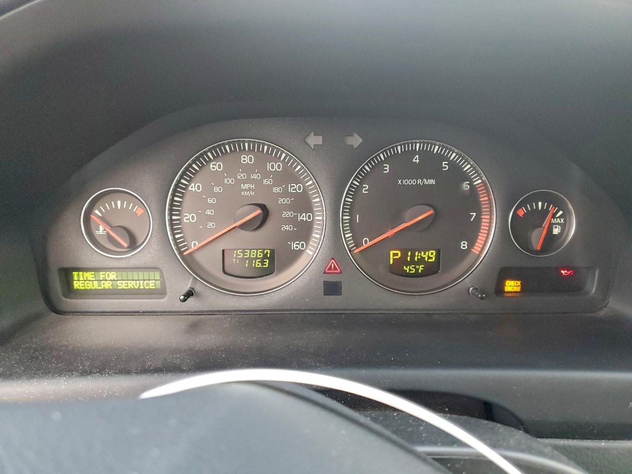 2004 VOLVO XC70 photo 9