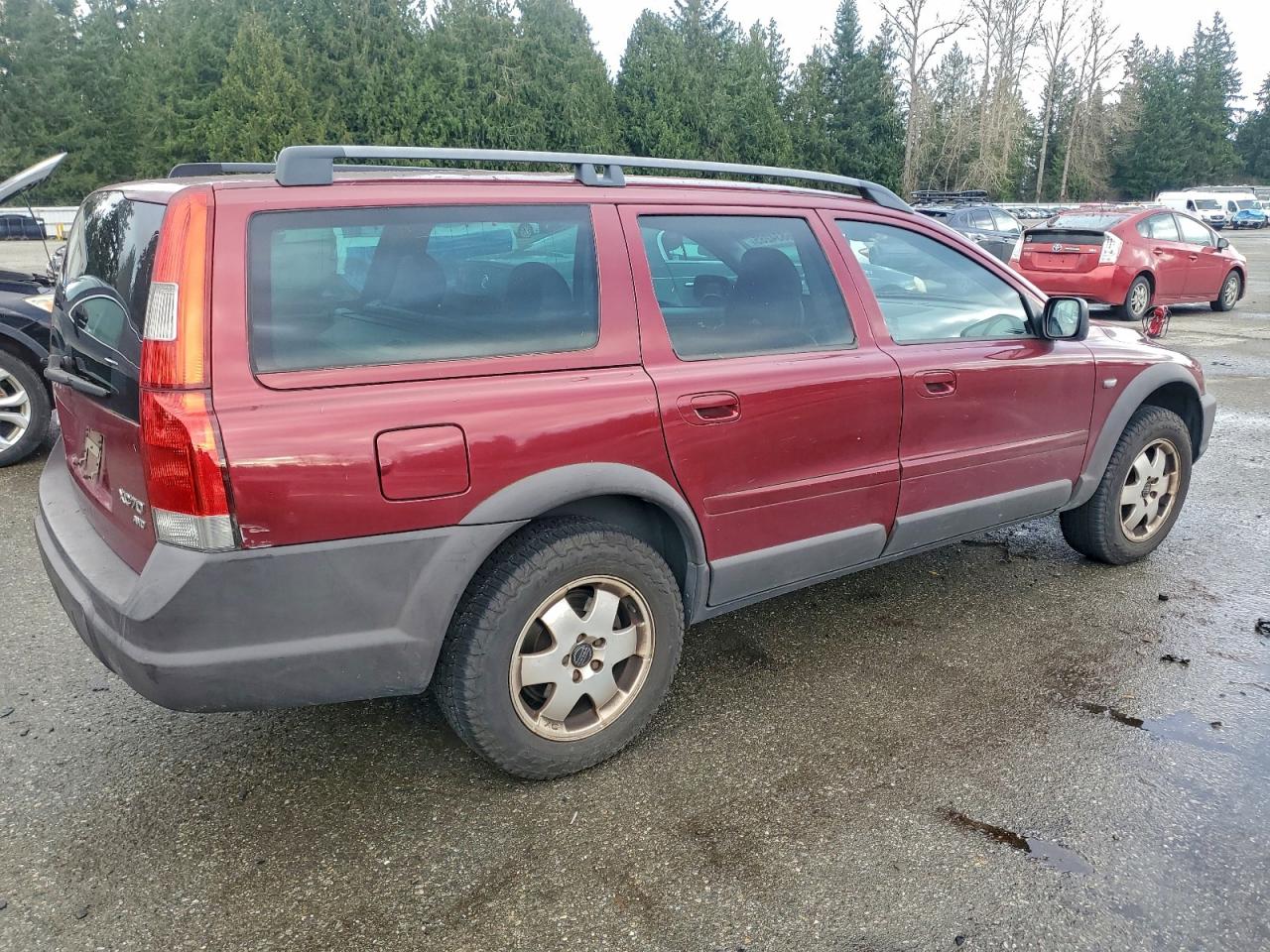 2004 VOLVO XC70 photo 3