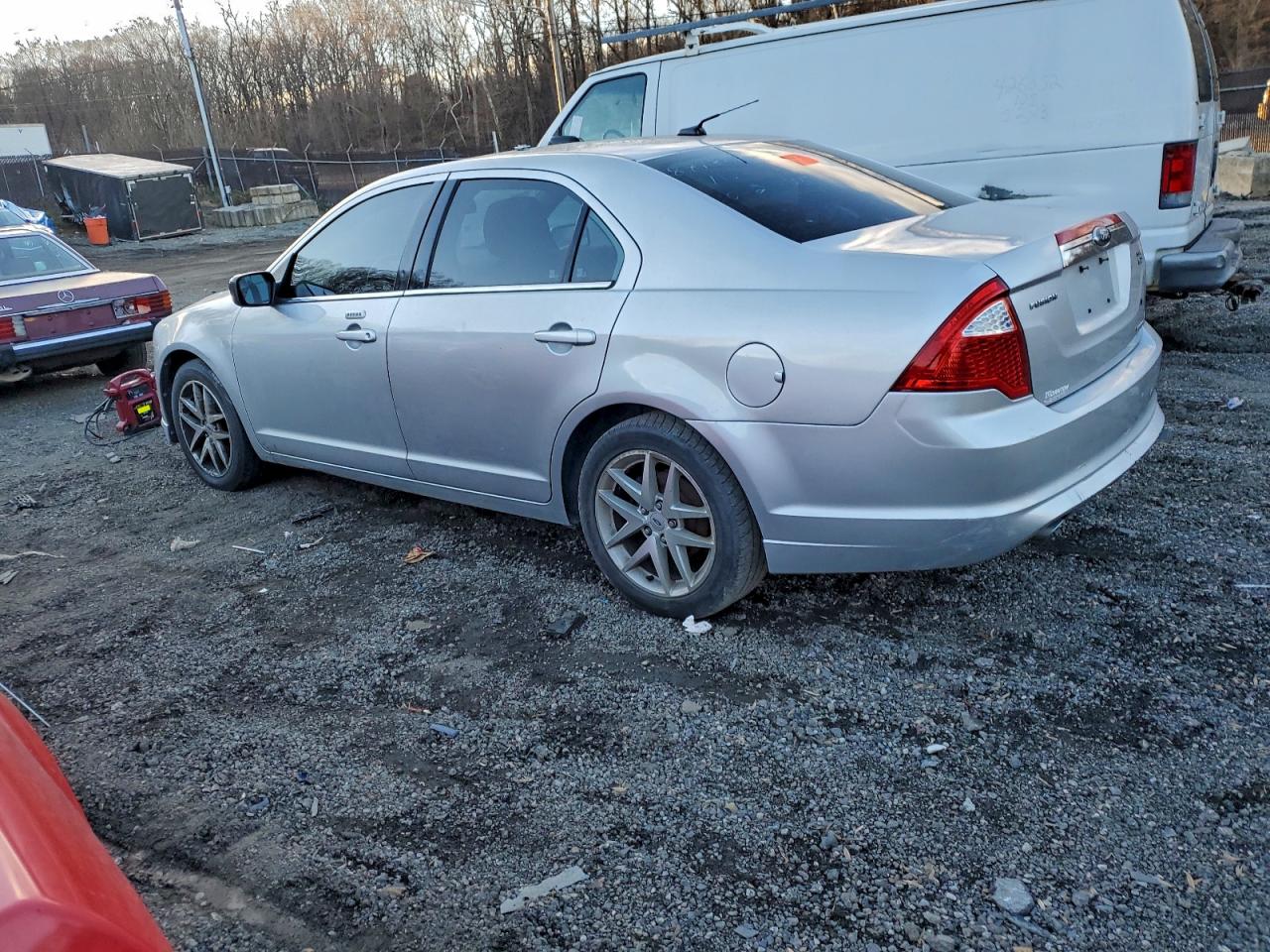 2012 FORD FUSION SEL photo 2