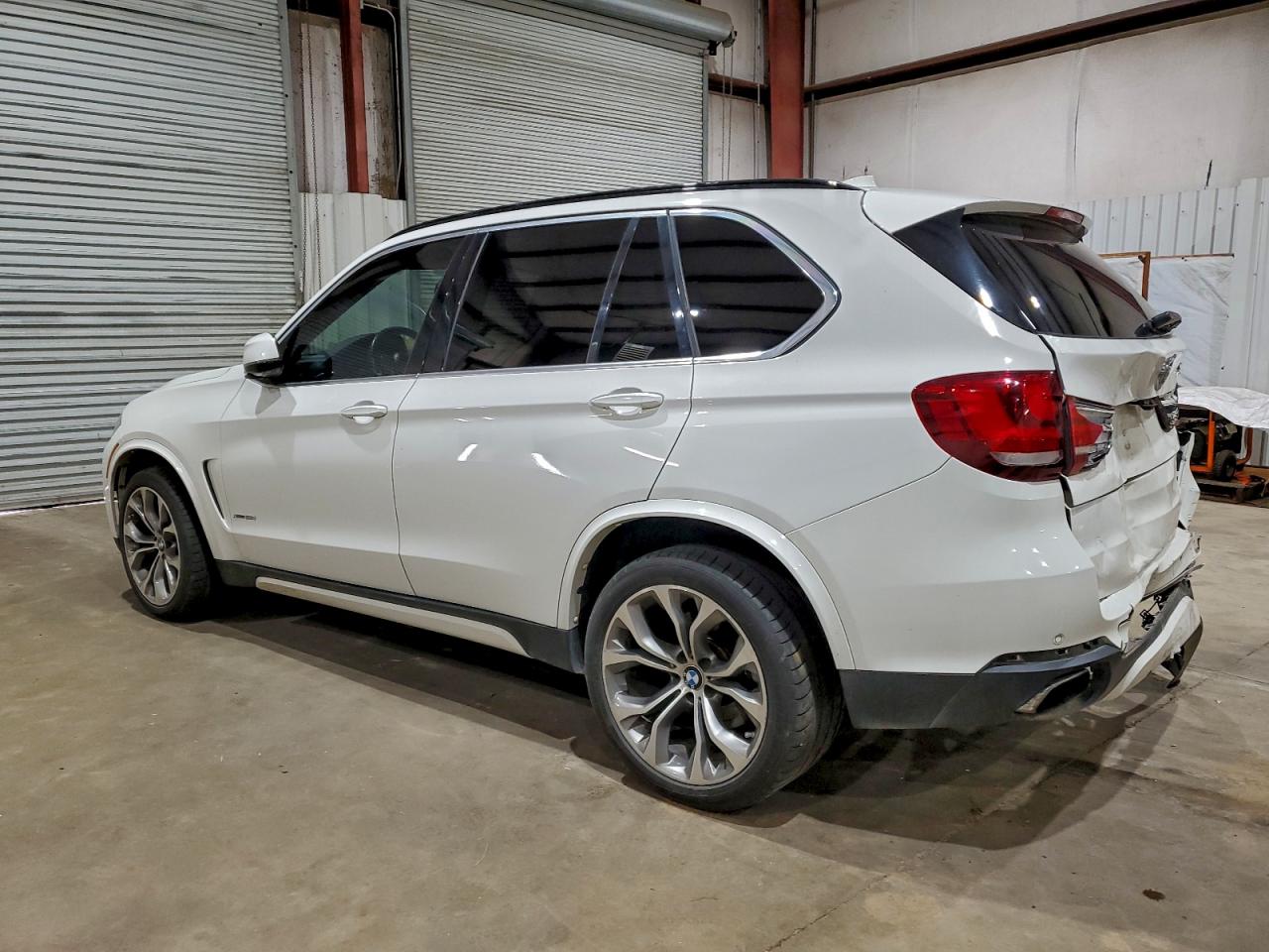 2014 BMW X5 XDRIVE50I photo 2