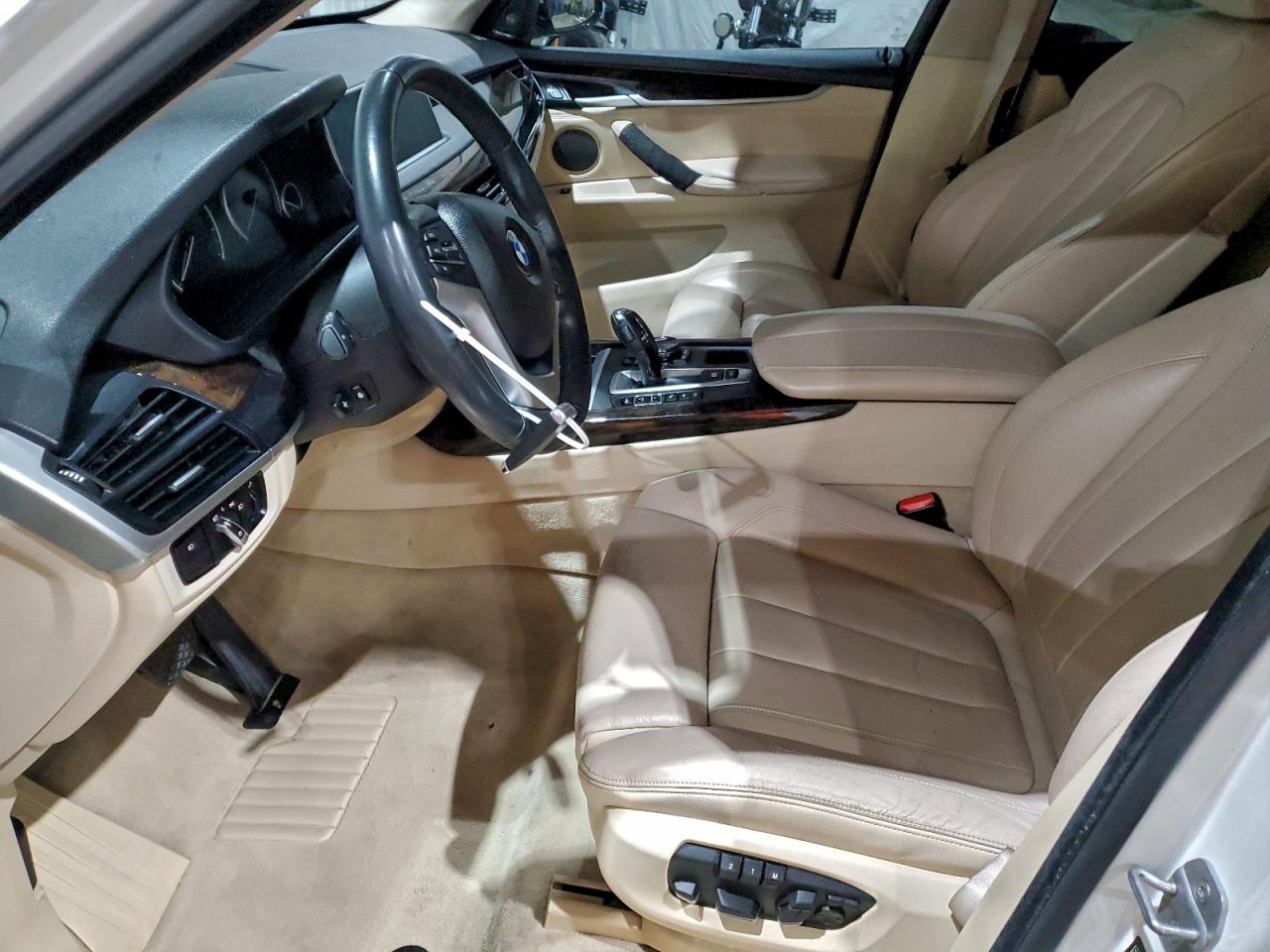 2014 BMW X5 XDRIVE50I photo 7