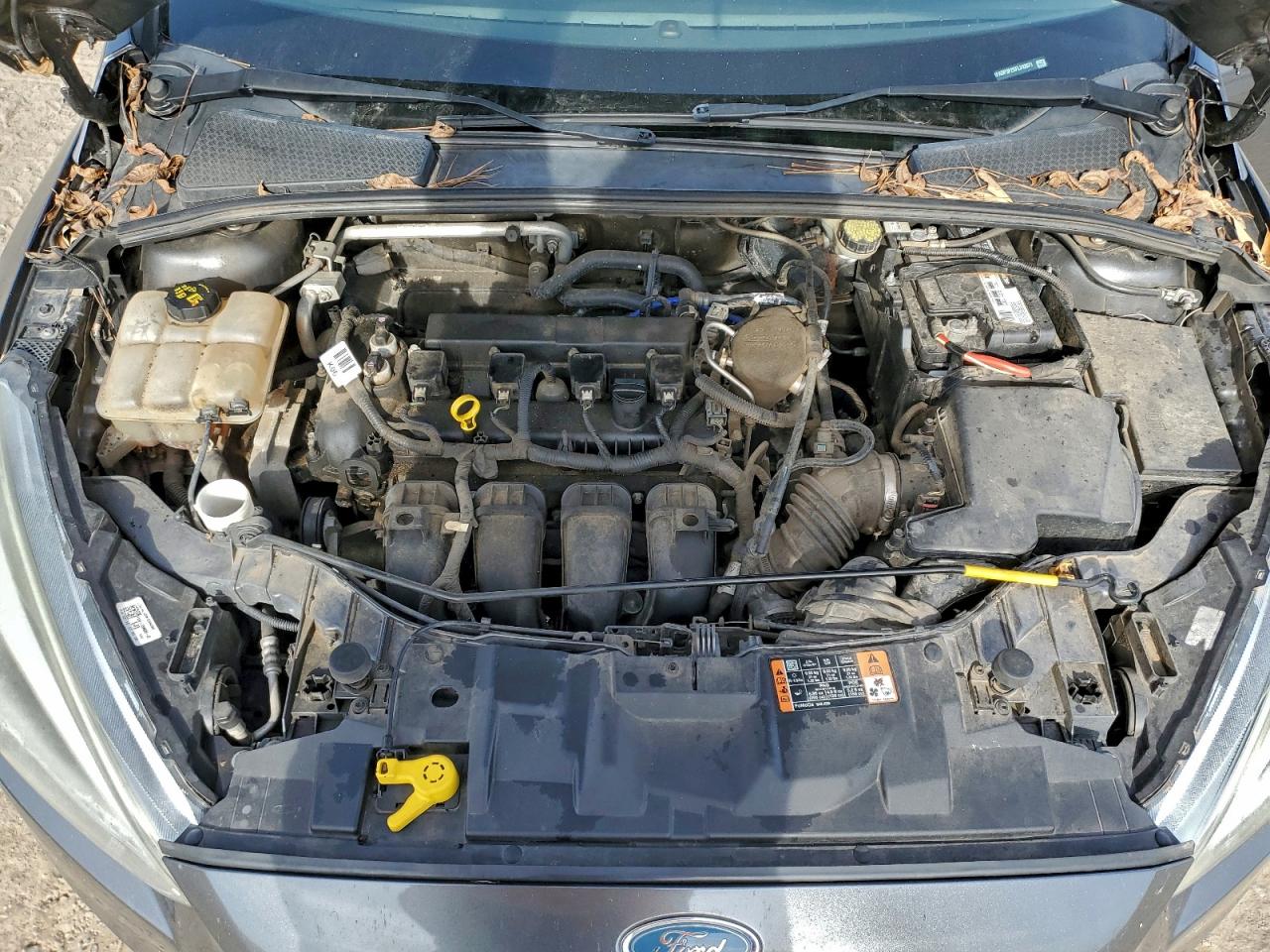 2015 FORD FOCUS SE photo 11