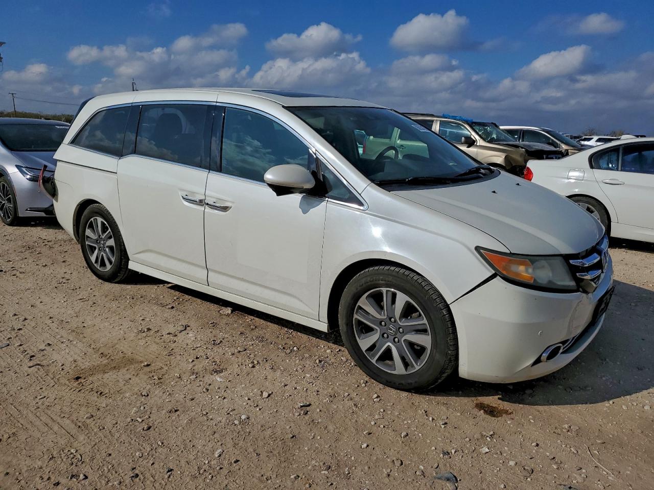 2016 HONDA ODYSSEY TOURING photo 4