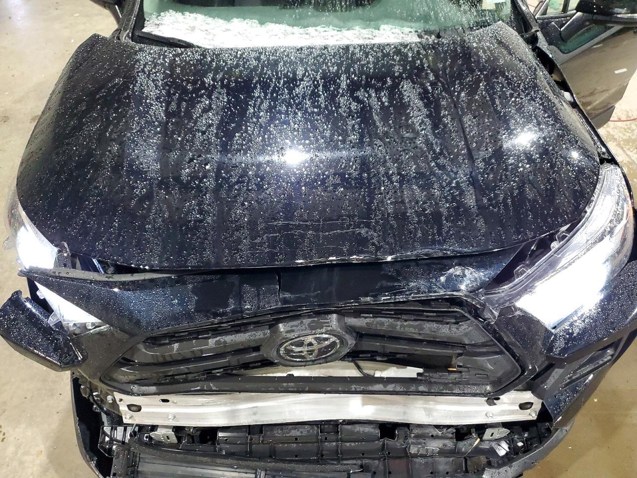 2024 TOYOTA RAV4 ADVENTURE photo 12
