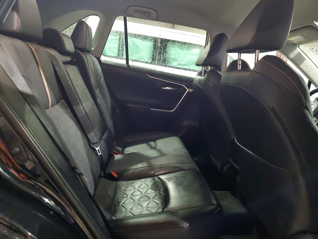 2024 TOYOTA RAV4 ADVENTURE photo 11