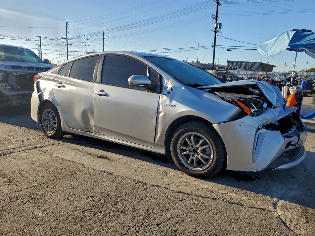 2019 TOYOTA PRIUS photo 4