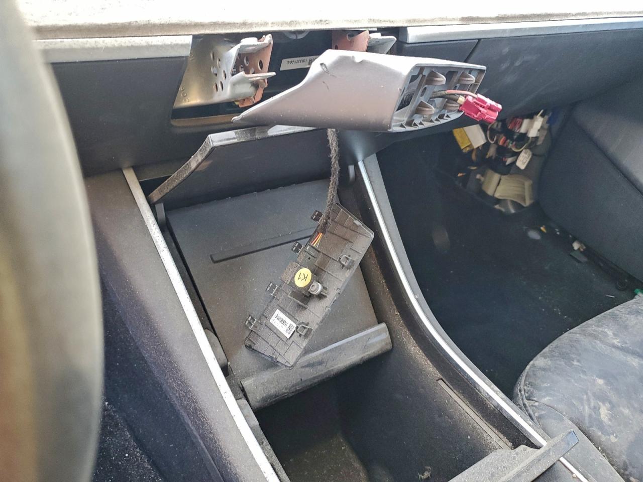 2018 TESLA MODEL 3 photo 9