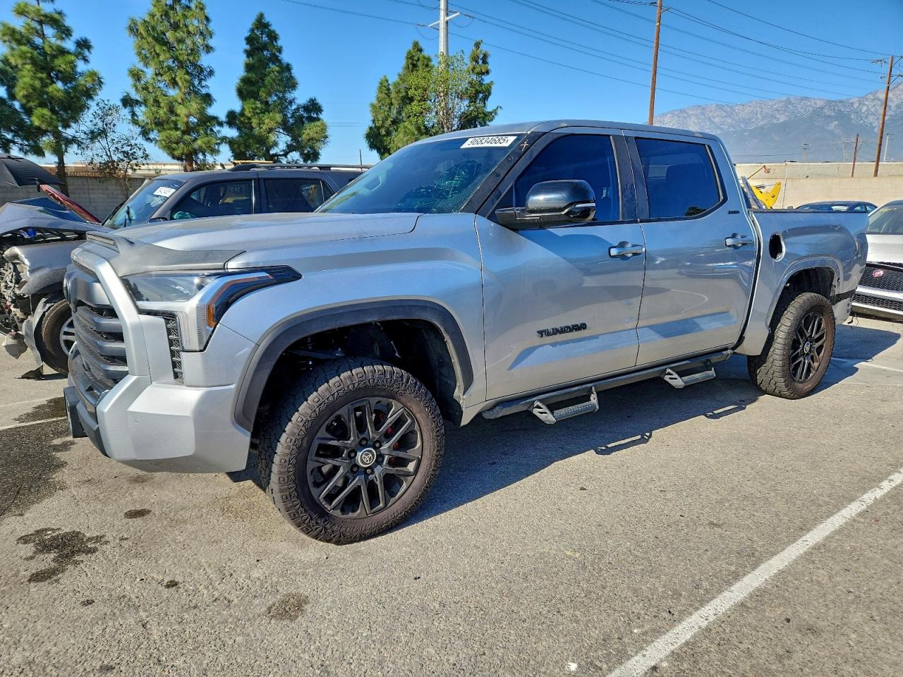 2024 TOYOTA TUNDRA