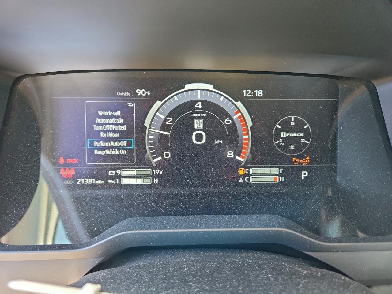 2024 TOYOTA TUNDRA CREWMAX LIMITED photo 9