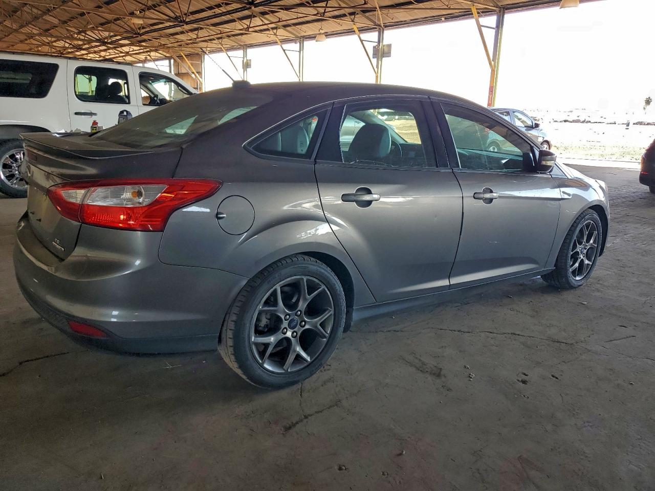 2013 FORD FOCUS SE photo 3