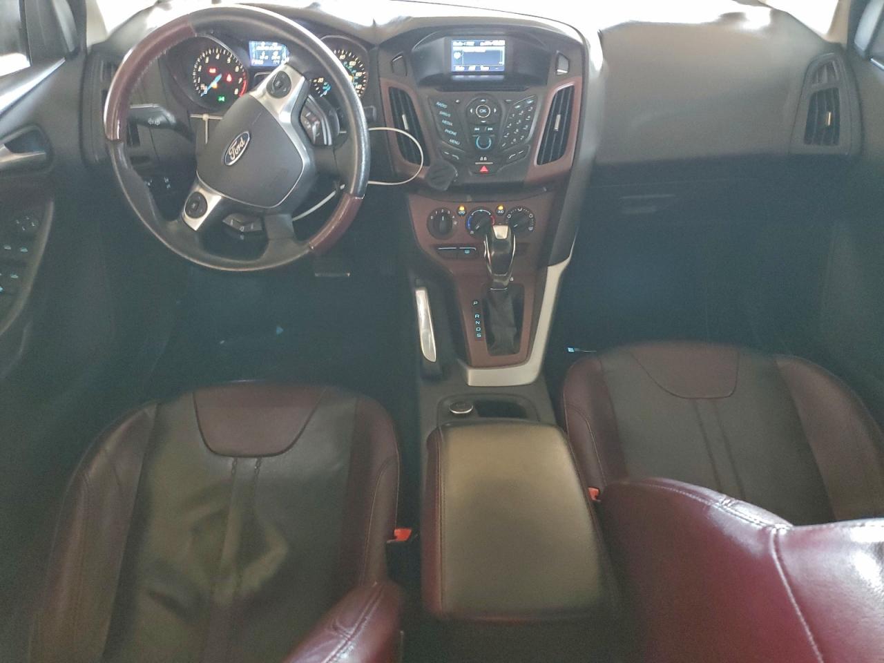 2013 FORD FOCUS SE photo 8