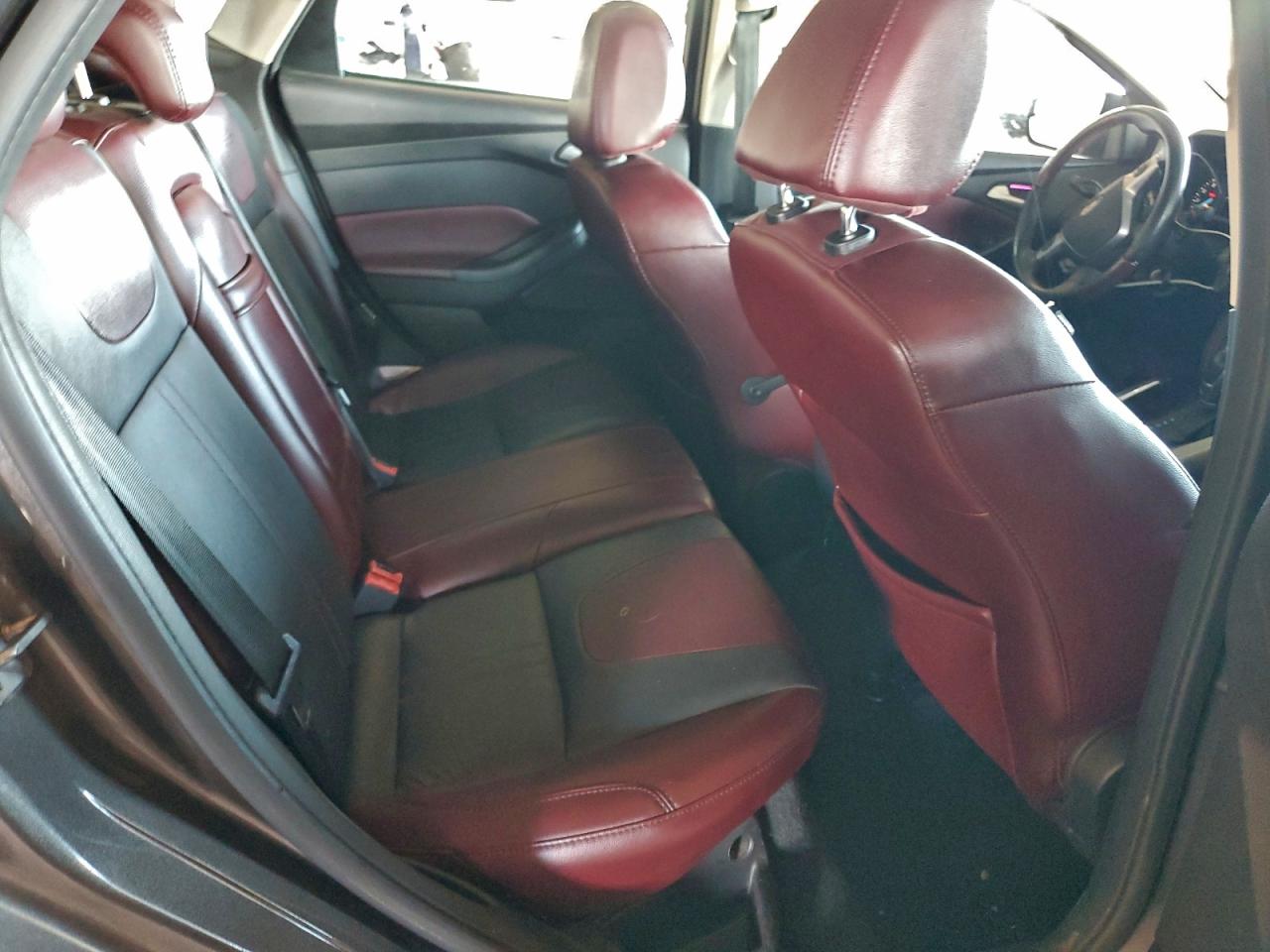 2013 FORD FOCUS SE photo 10