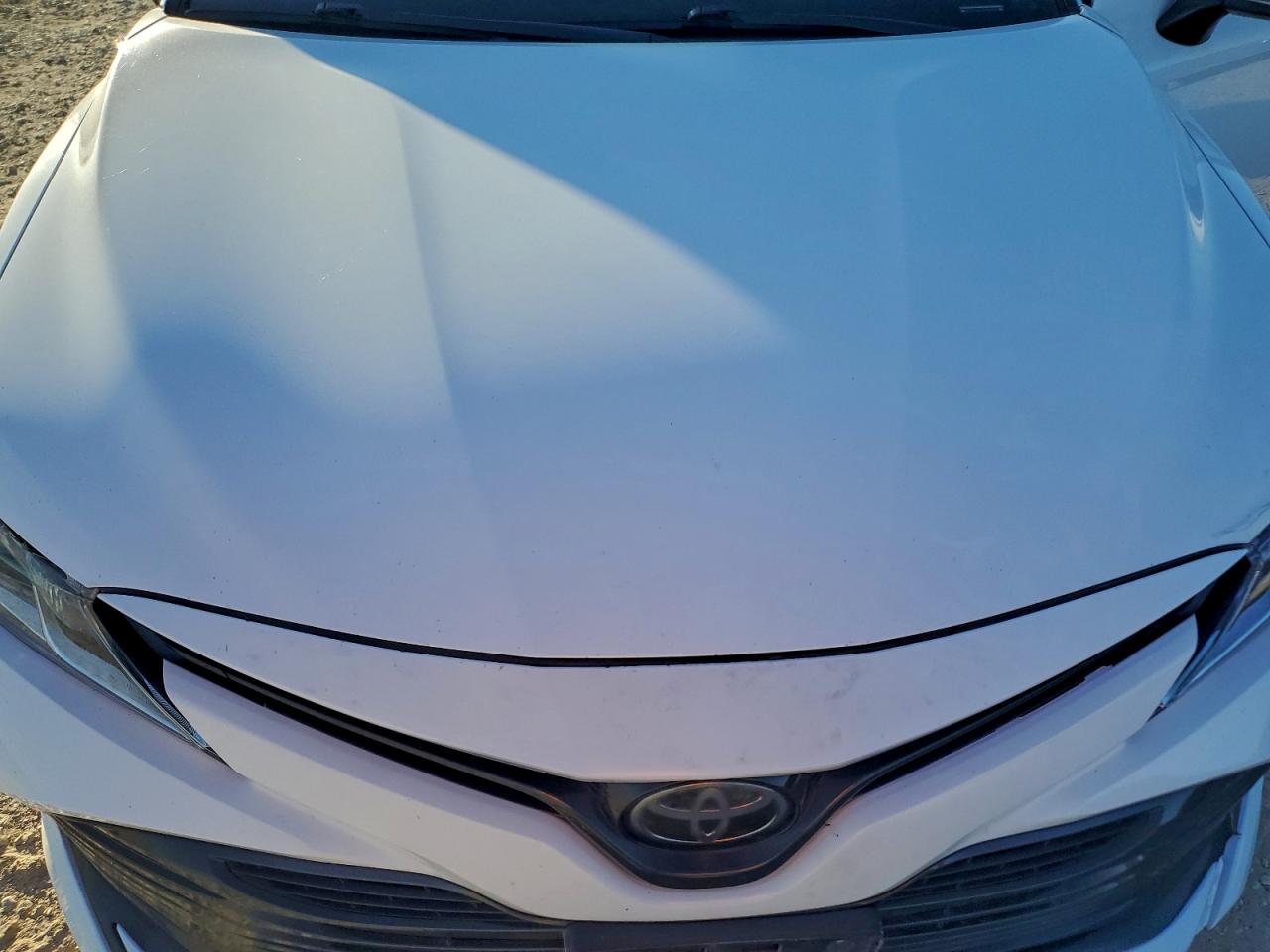 2020 TOYOTA CAMRY LE photo 11