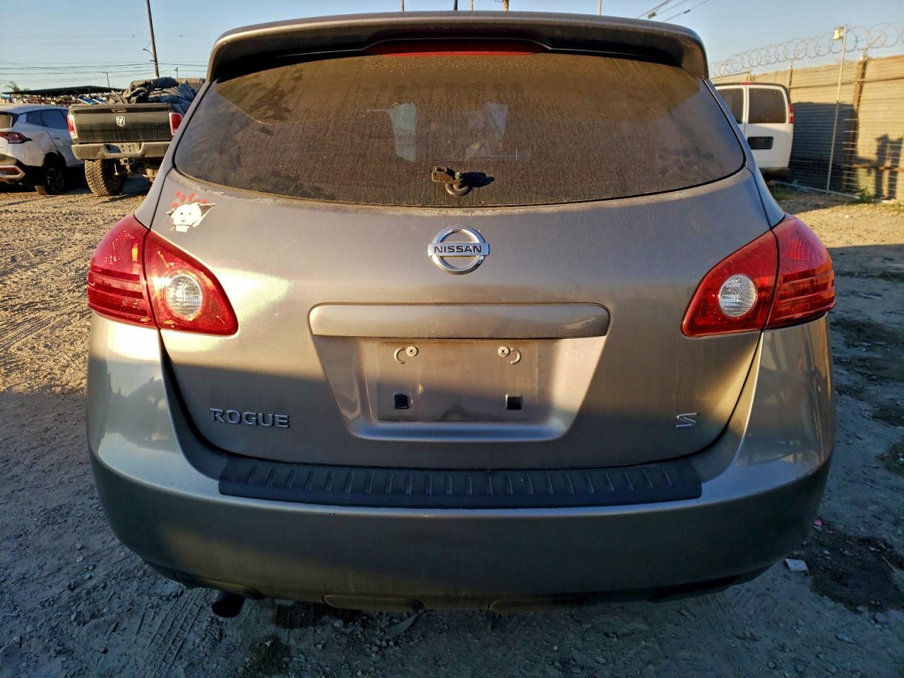 2009 NISSAN ROGUE S photo 6