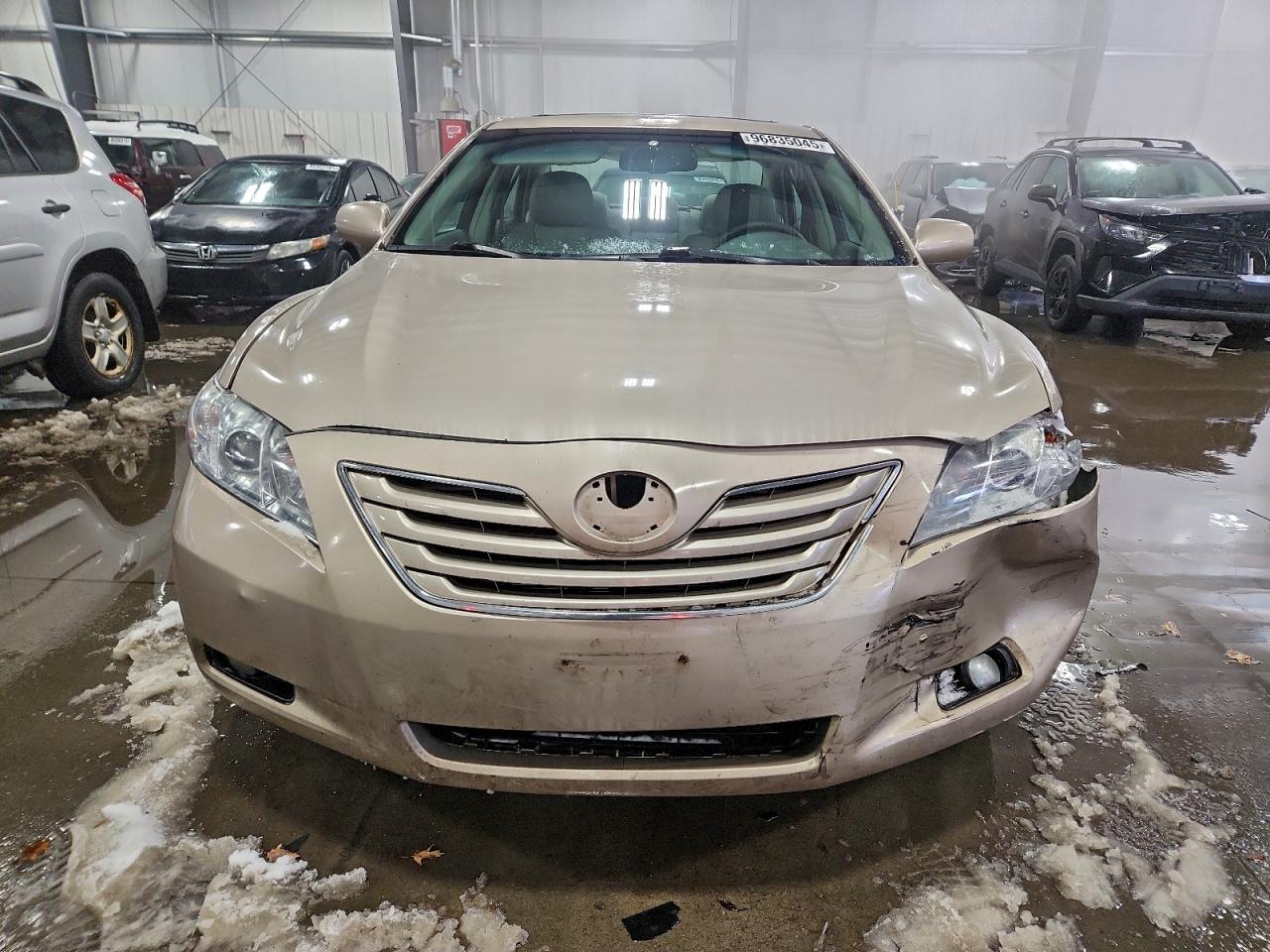2009 TOYOTA CAMRY SE photo 5
