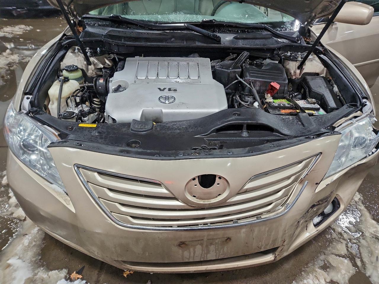 2009 TOYOTA CAMRY SE photo 11