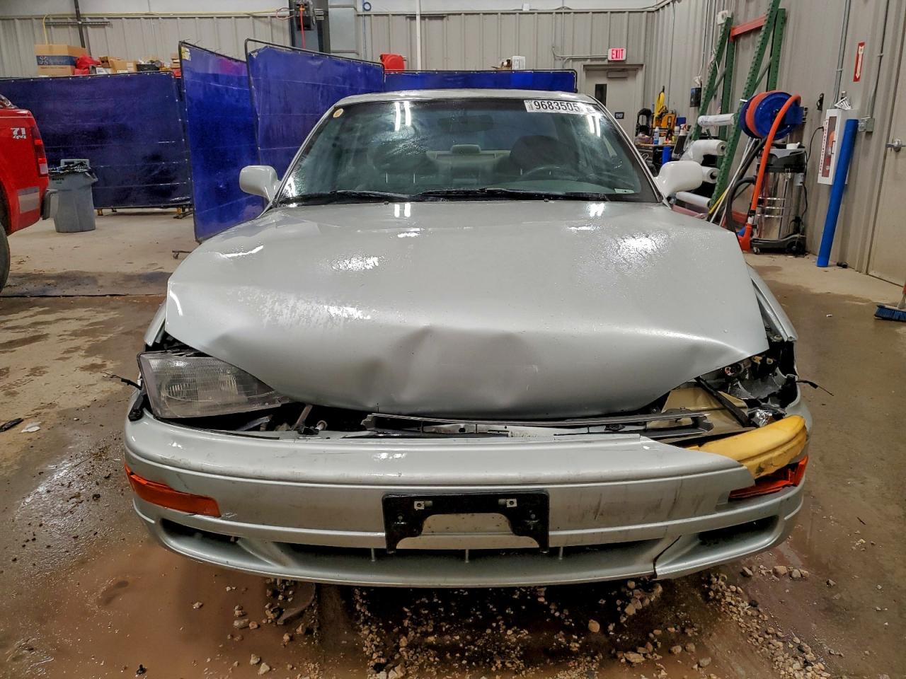 1994 TOYOTA CAMRY XLE photo 5