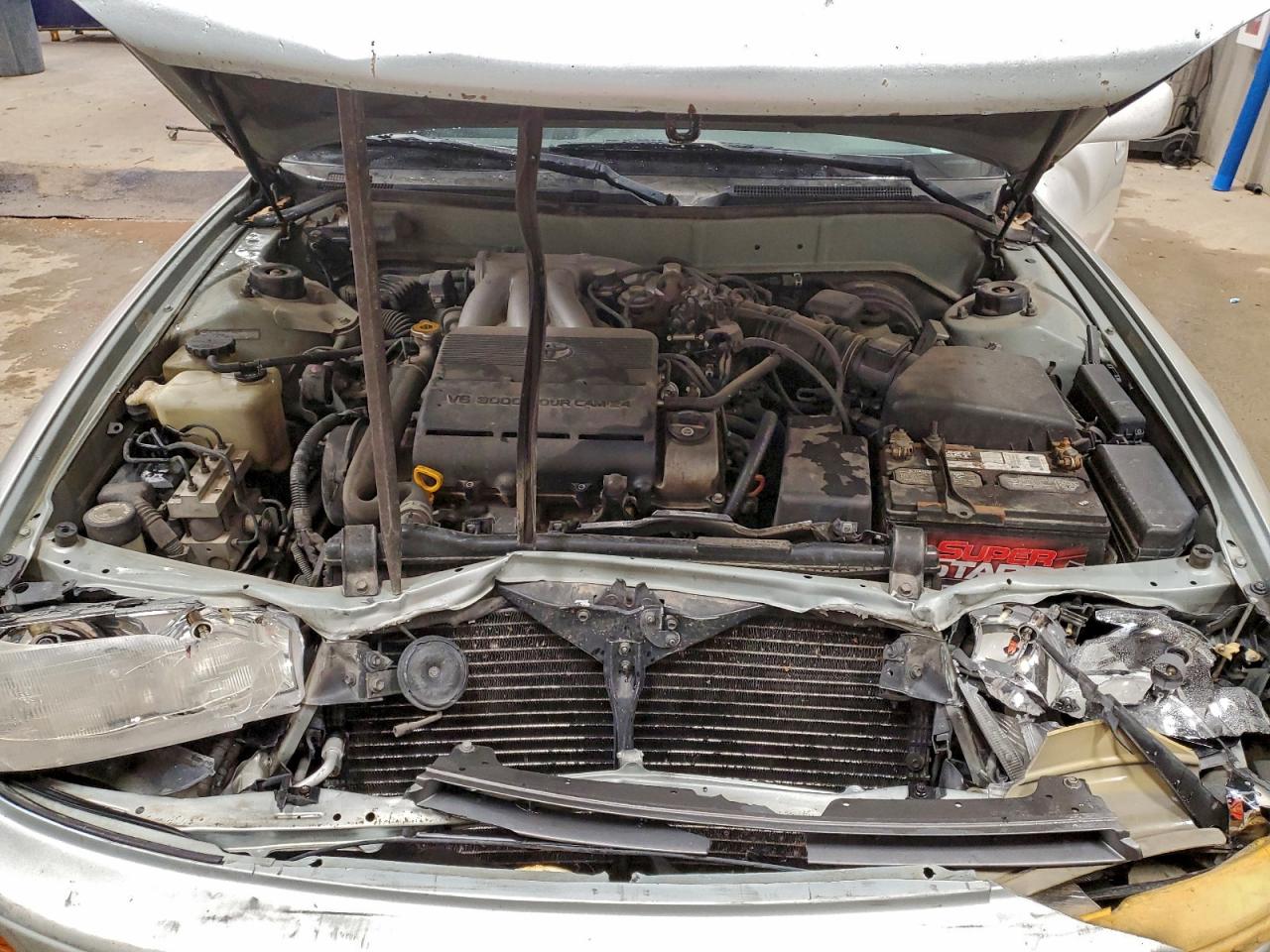 1994 TOYOTA CAMRY XLE photo 11