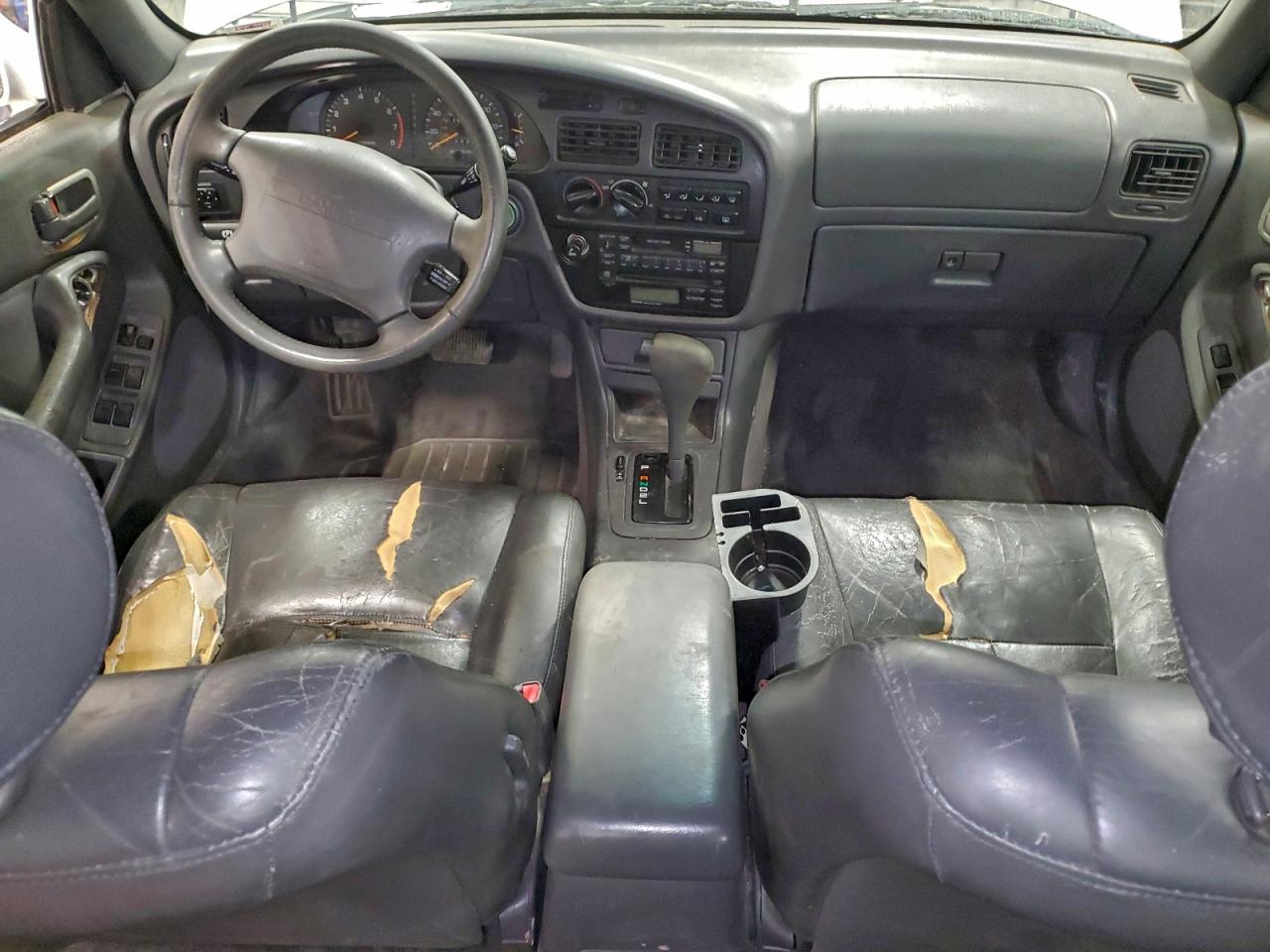 1994 TOYOTA CAMRY XLE photo 8