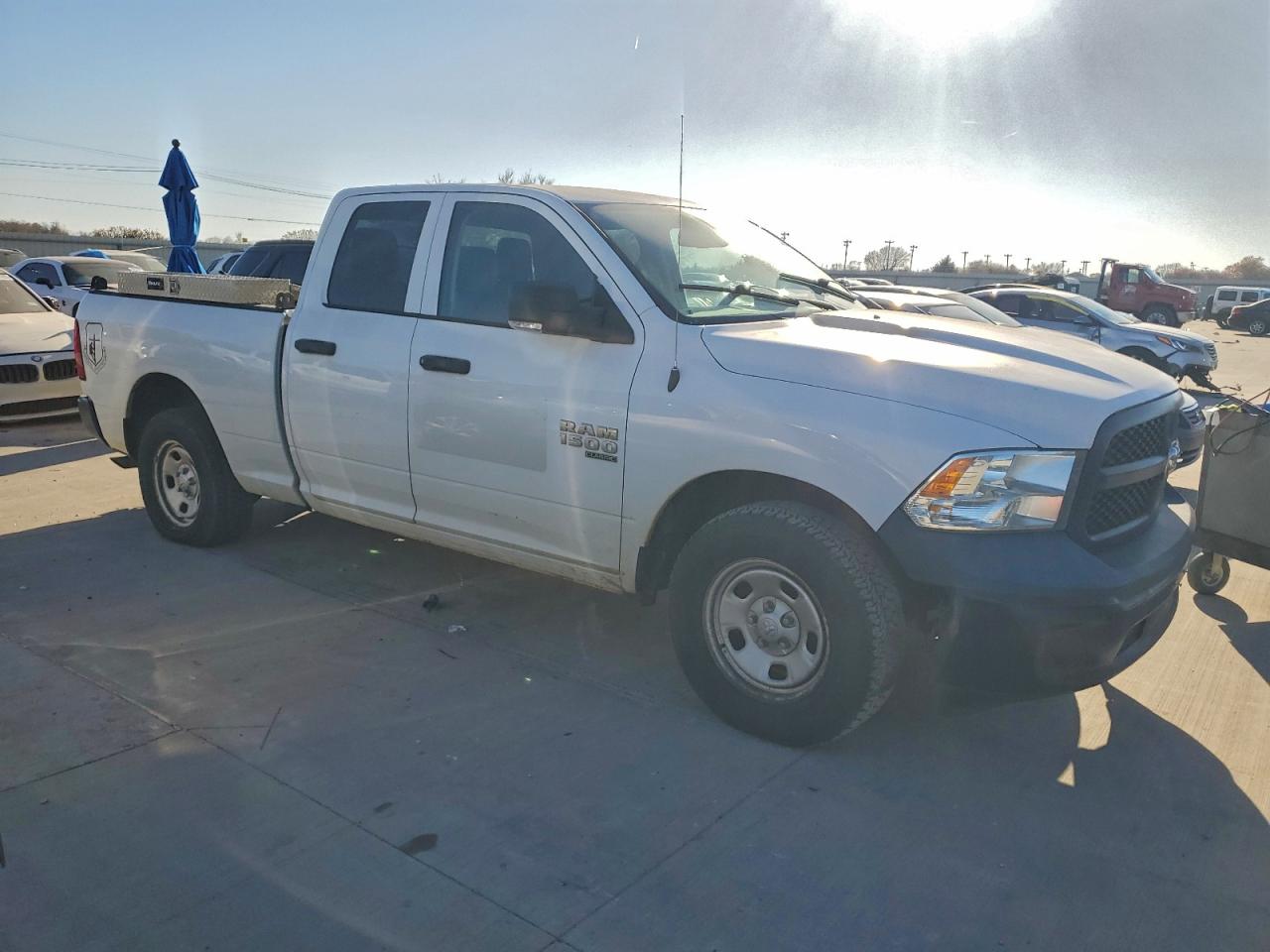 2019 RAM 1500 CLASSIC TRADESMAN photo 4