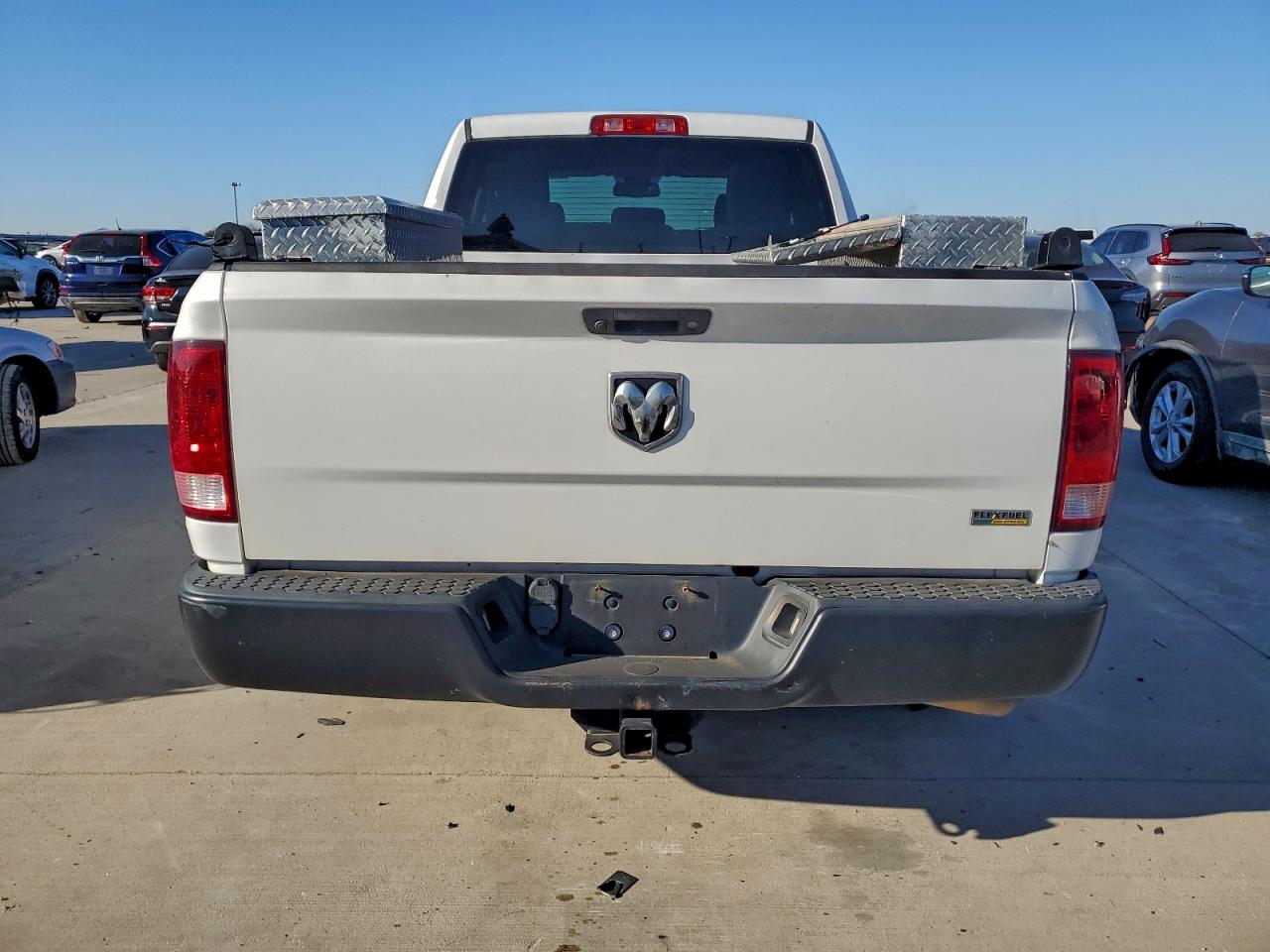 2019 RAM 1500 CLASSIC TRADESMAN photo 6