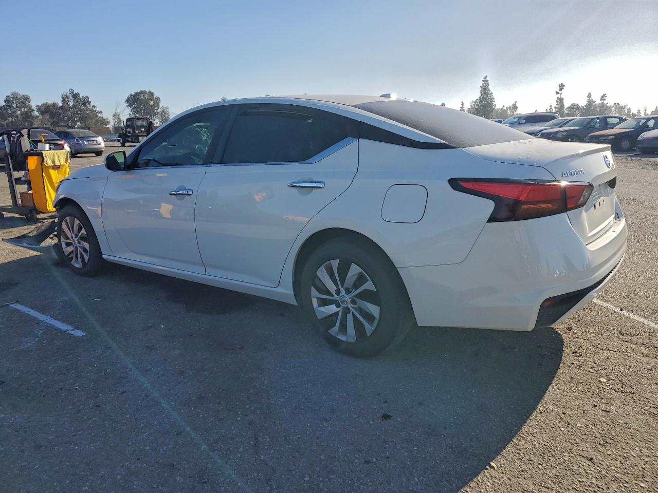 2019 NISSAN ALTIMA S photo 2