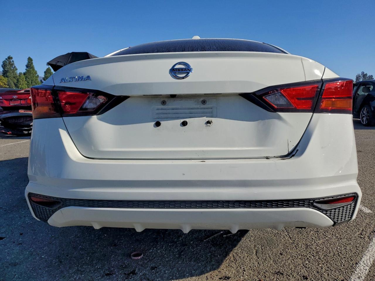 2019 NISSAN ALTIMA S photo 6