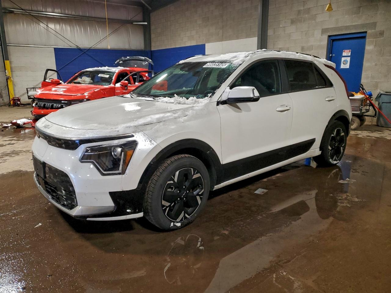 2023 KIA NIRO