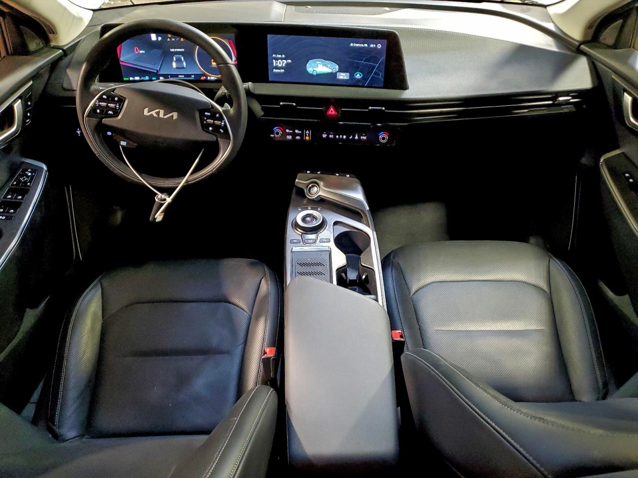 2024 KIA EV6 LIGHT photo 8