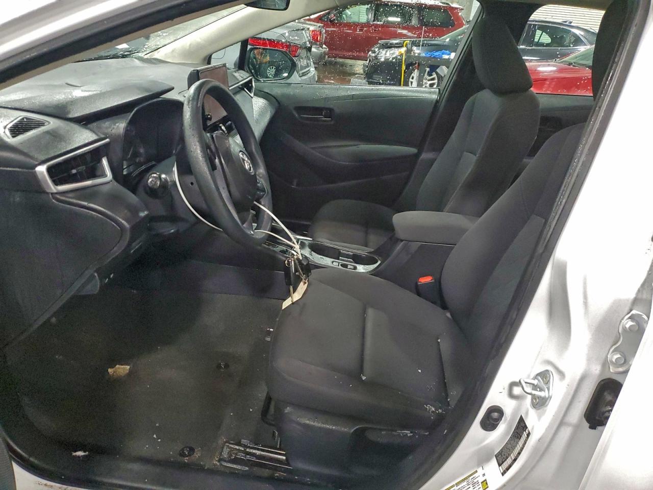 2024 TOYOTA COROLLA LE photo 7