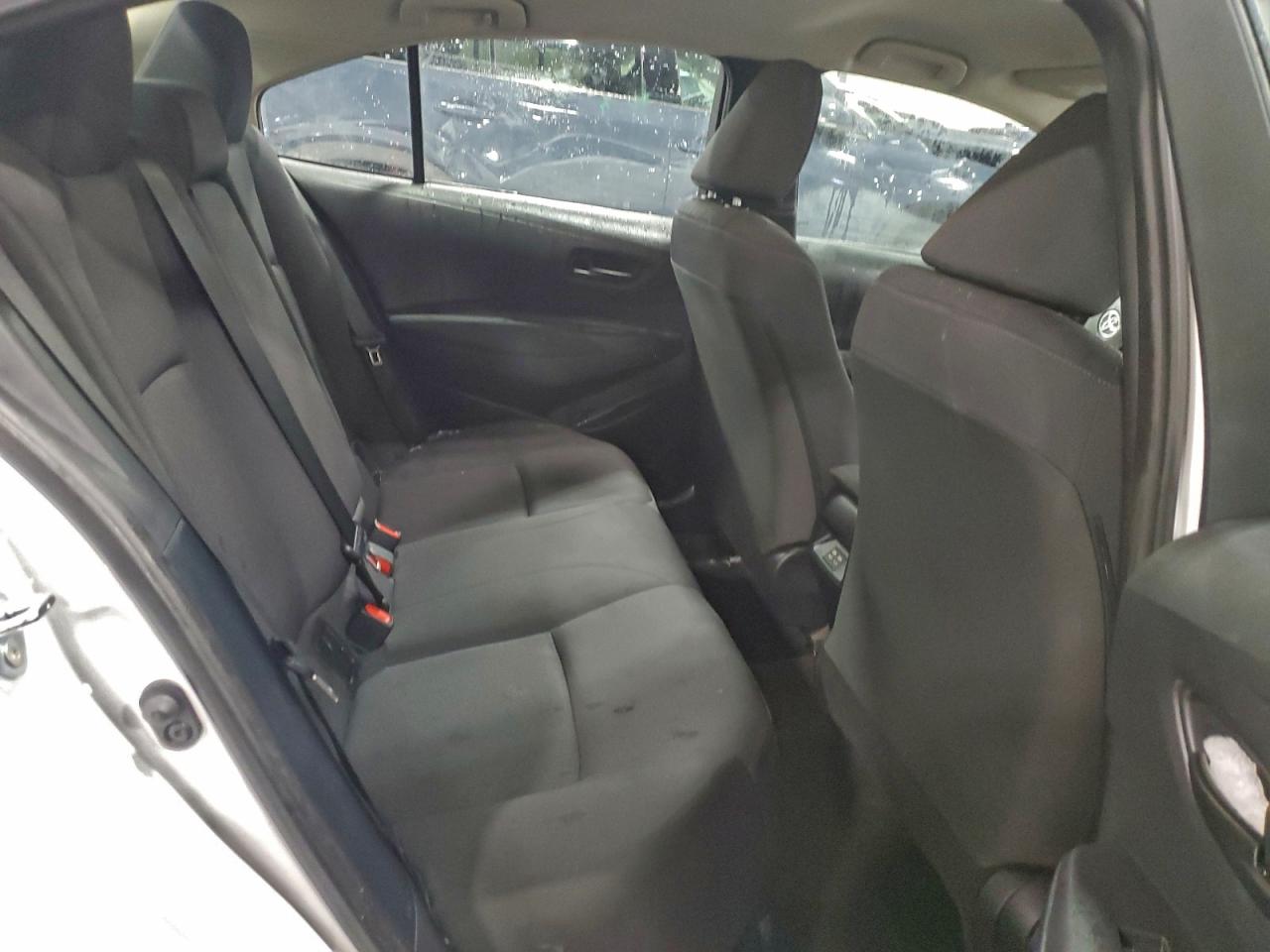 2024 TOYOTA COROLLA LE photo 10