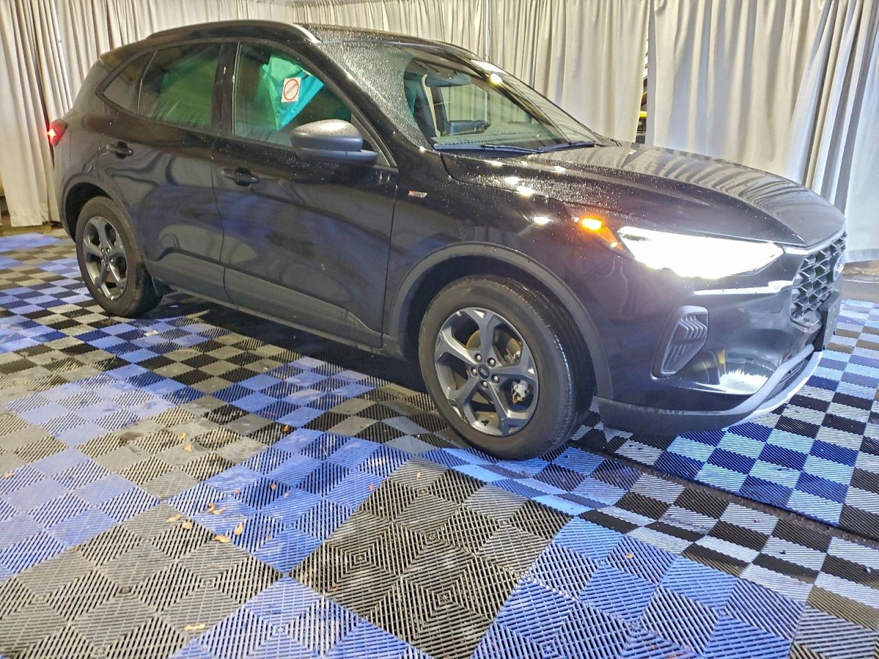 2025 FORD ESCAPE ST LINE photo 4