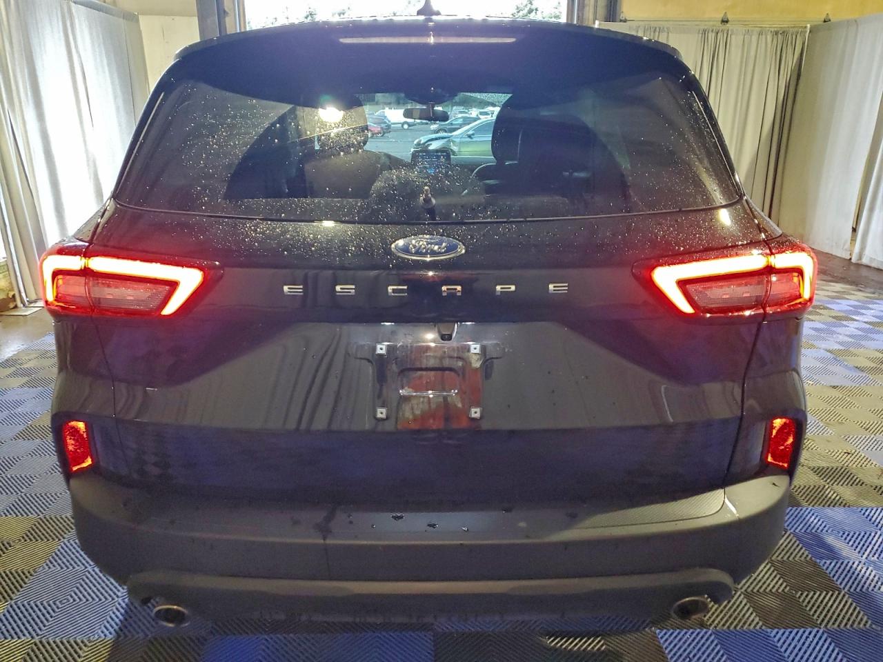 2025 FORD ESCAPE ST LINE photo 6