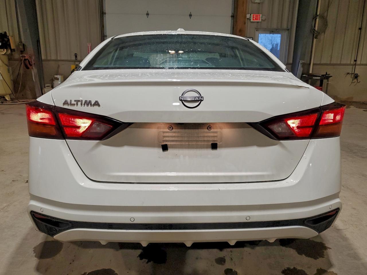 2025 NISSAN ALTIMA SV photo 6