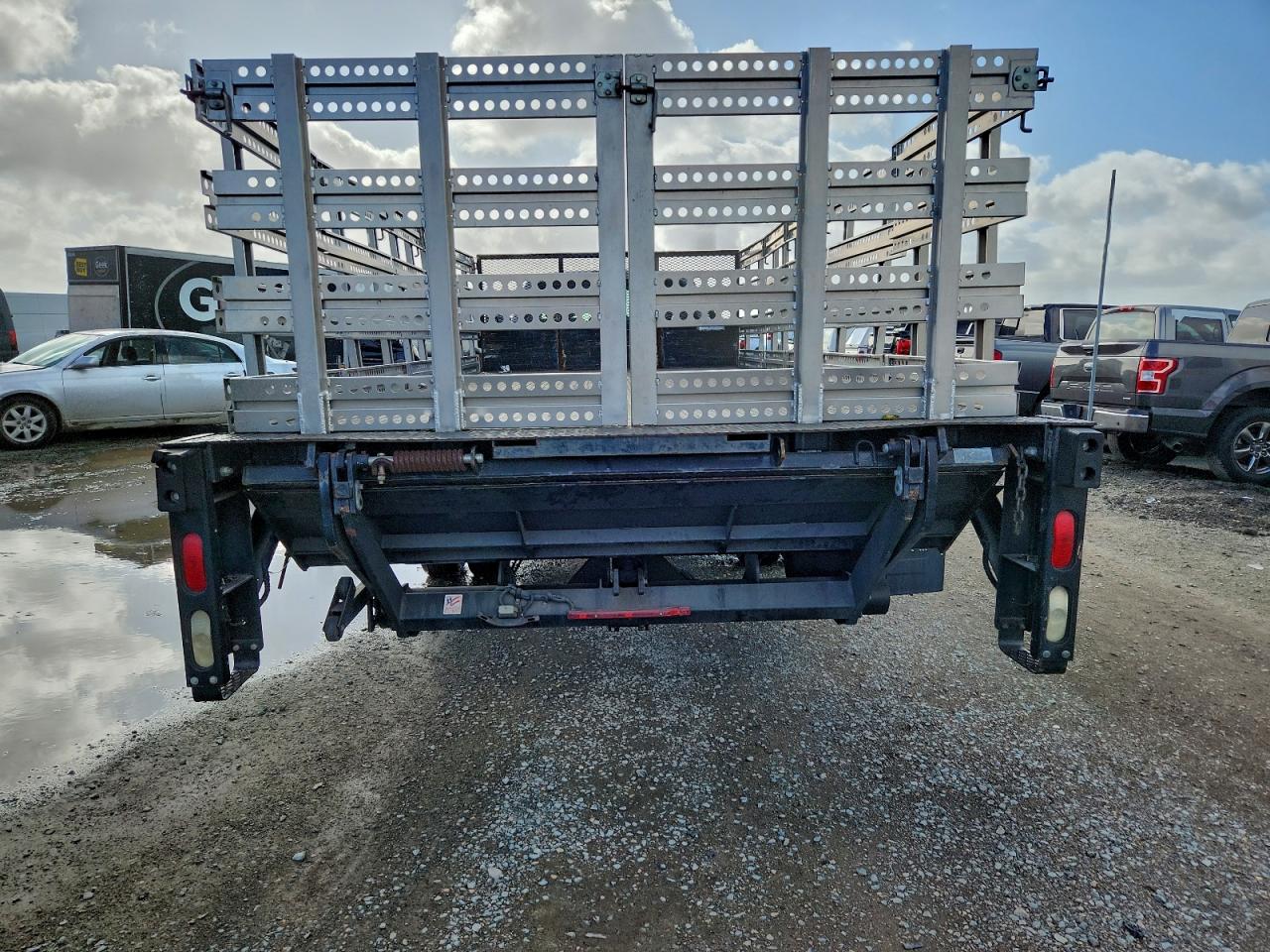 2015 FORD F550 SUPER DUTY FLATBED TRUCK photo 6