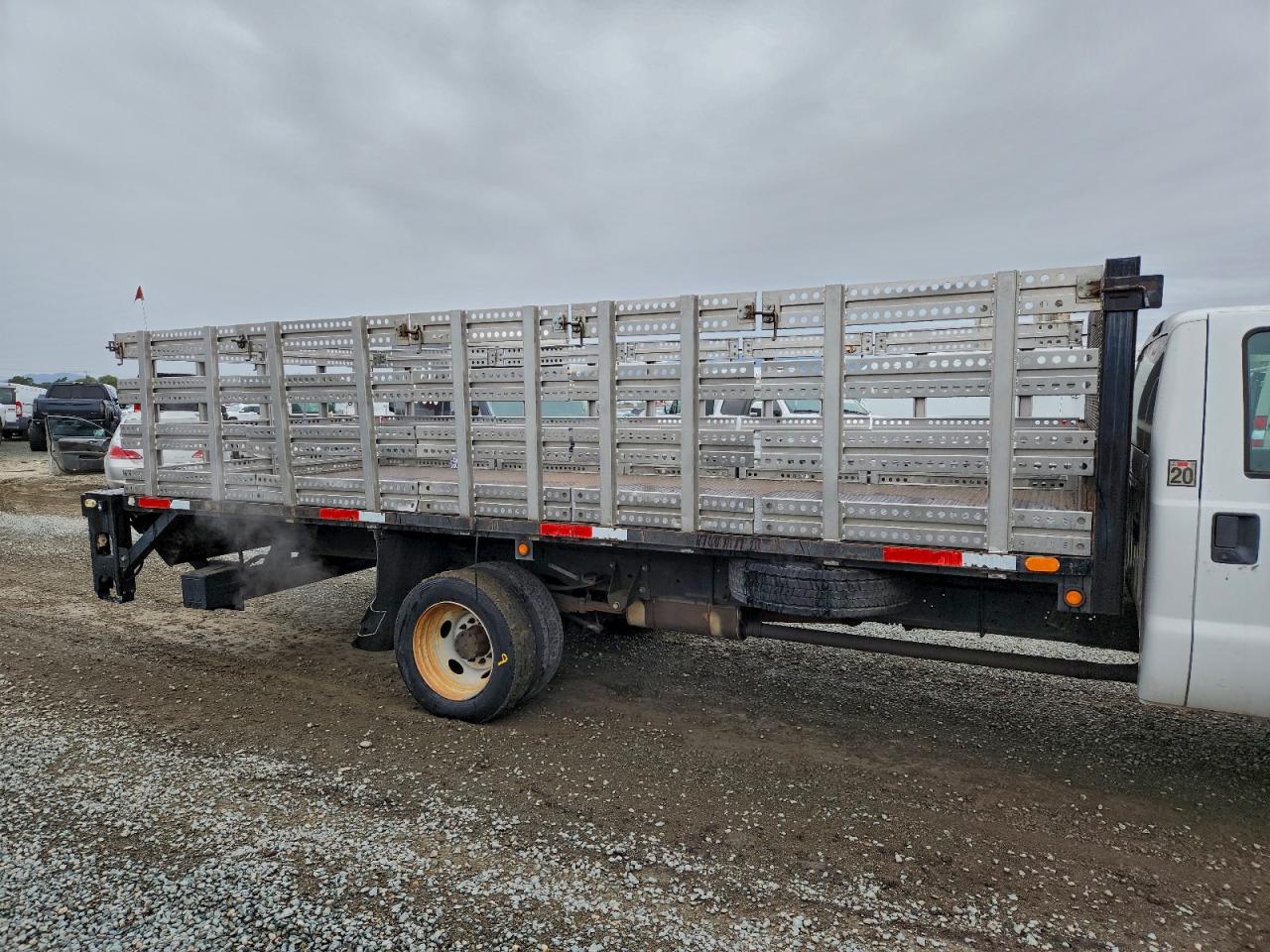 2015 FORD F550 SUPER DUTY FLATBED TRUCK photo 9