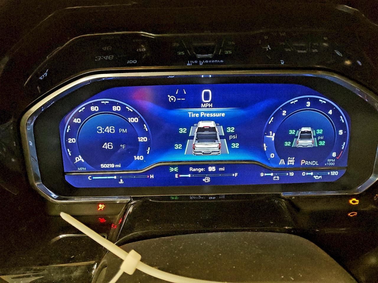 2023 CHEVROLET SILVERADO K1500 LT photo 9
