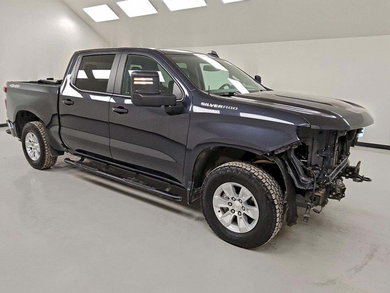 2023 CHEVROLET SILVERADO K1500 LT photo 4