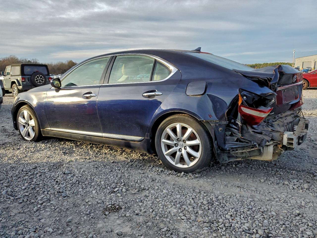 2007 LEXUS LS 460 photo 2