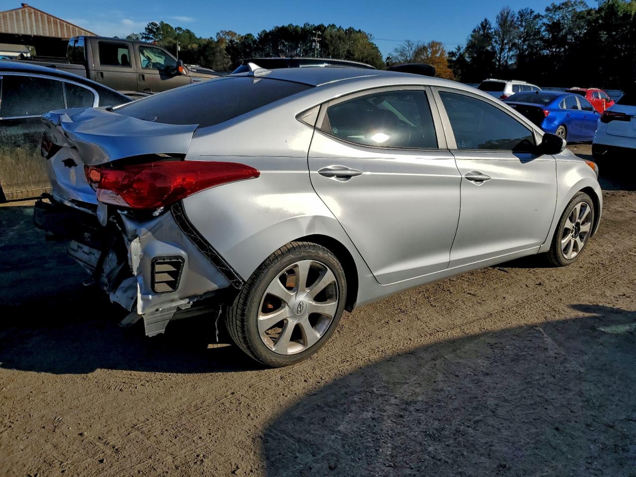 2012 HYUNDAI ELANTRA GLS photo 3