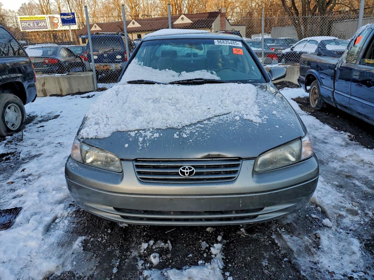 1997 TOYOTA CAMRY CE photo 5