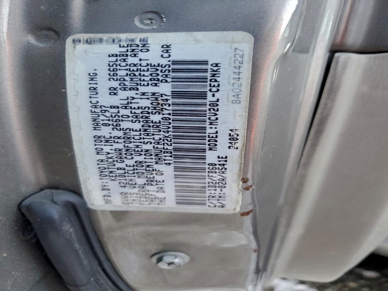1997 TOYOTA CAMRY CE photo 12