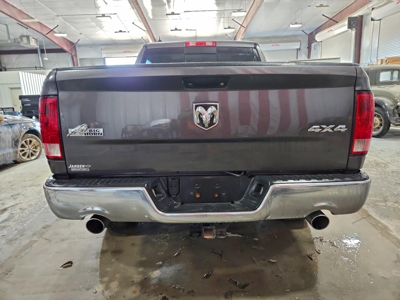 2014 RAM 1500 SLT photo 6