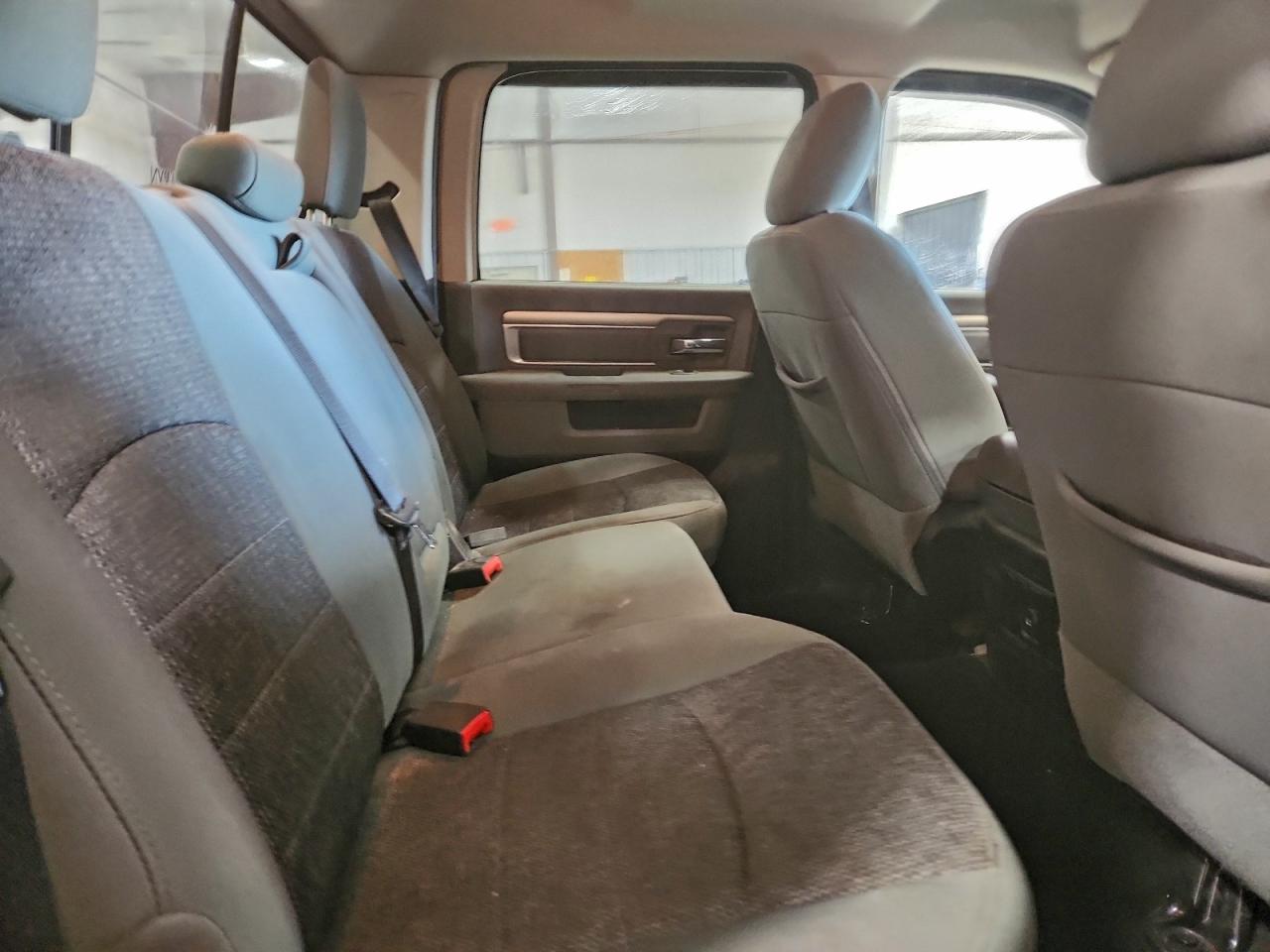 2014 RAM 1500 SLT photo 10