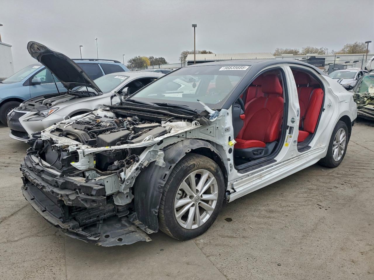 2024 TOYOTA CAMRY