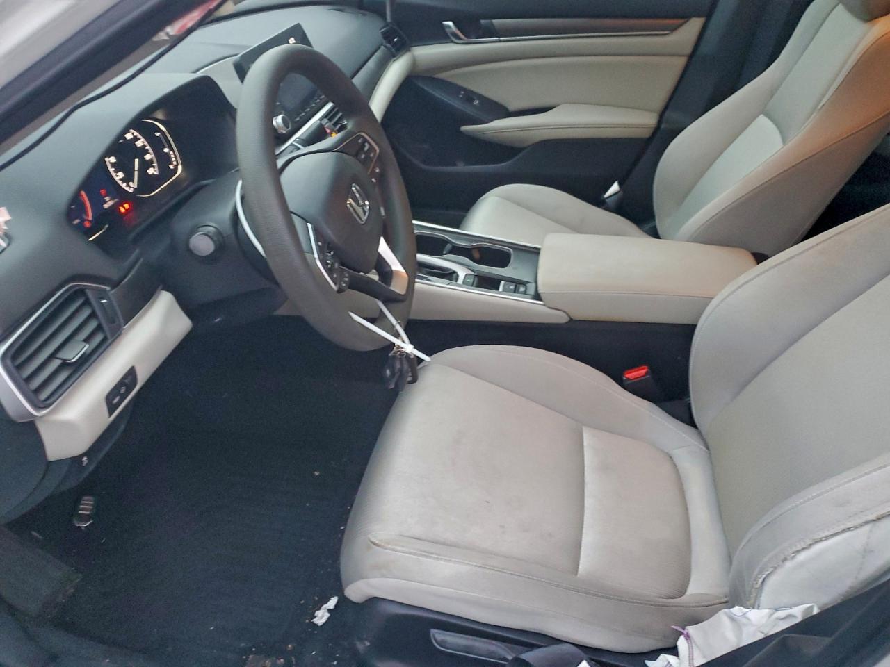 2020 HONDA ACCORD LX photo 7