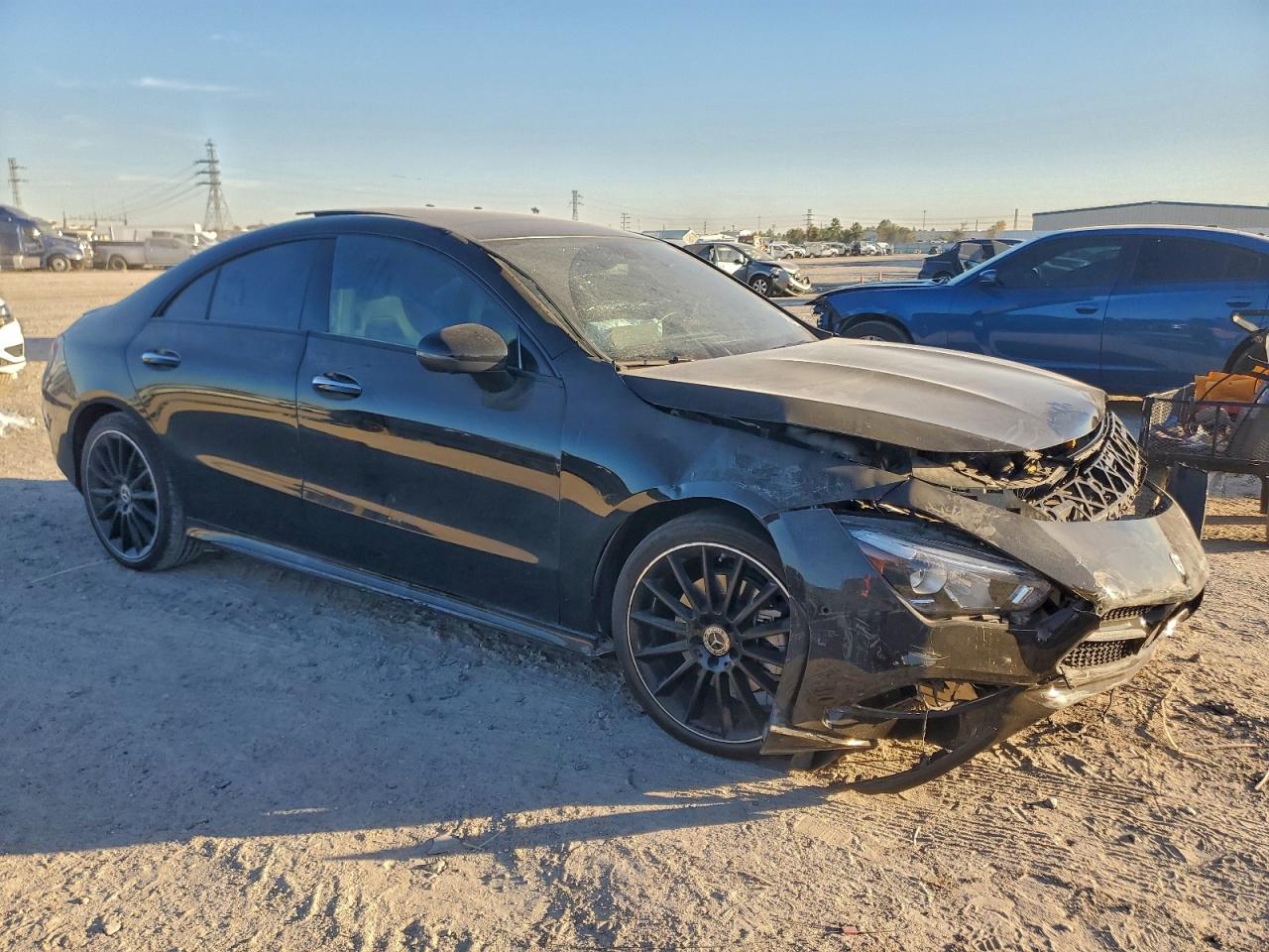 2023 MERCEDES-BENZ CLA 250 photo 4