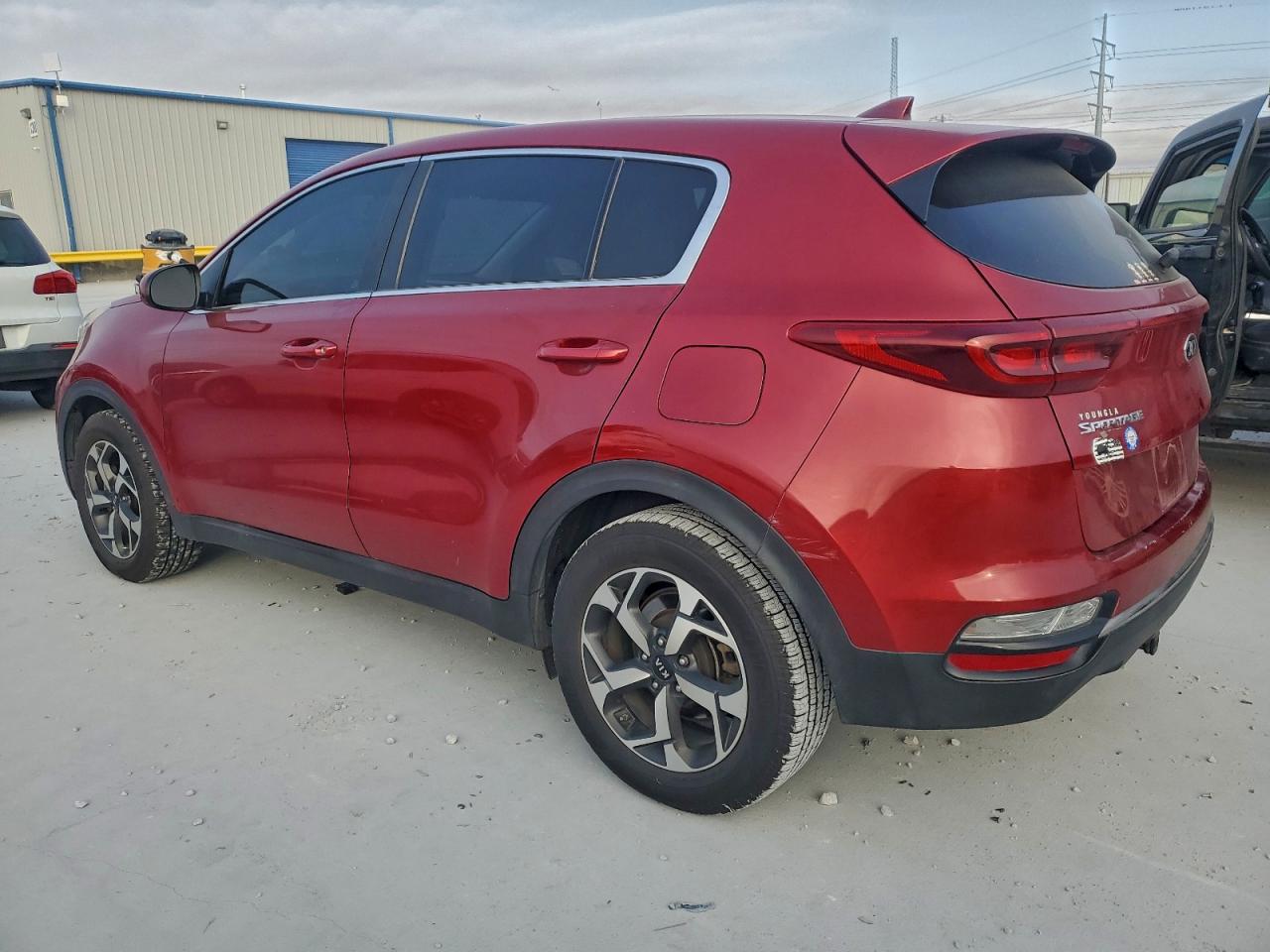 2020 KIA SPORTAGE LX photo 2