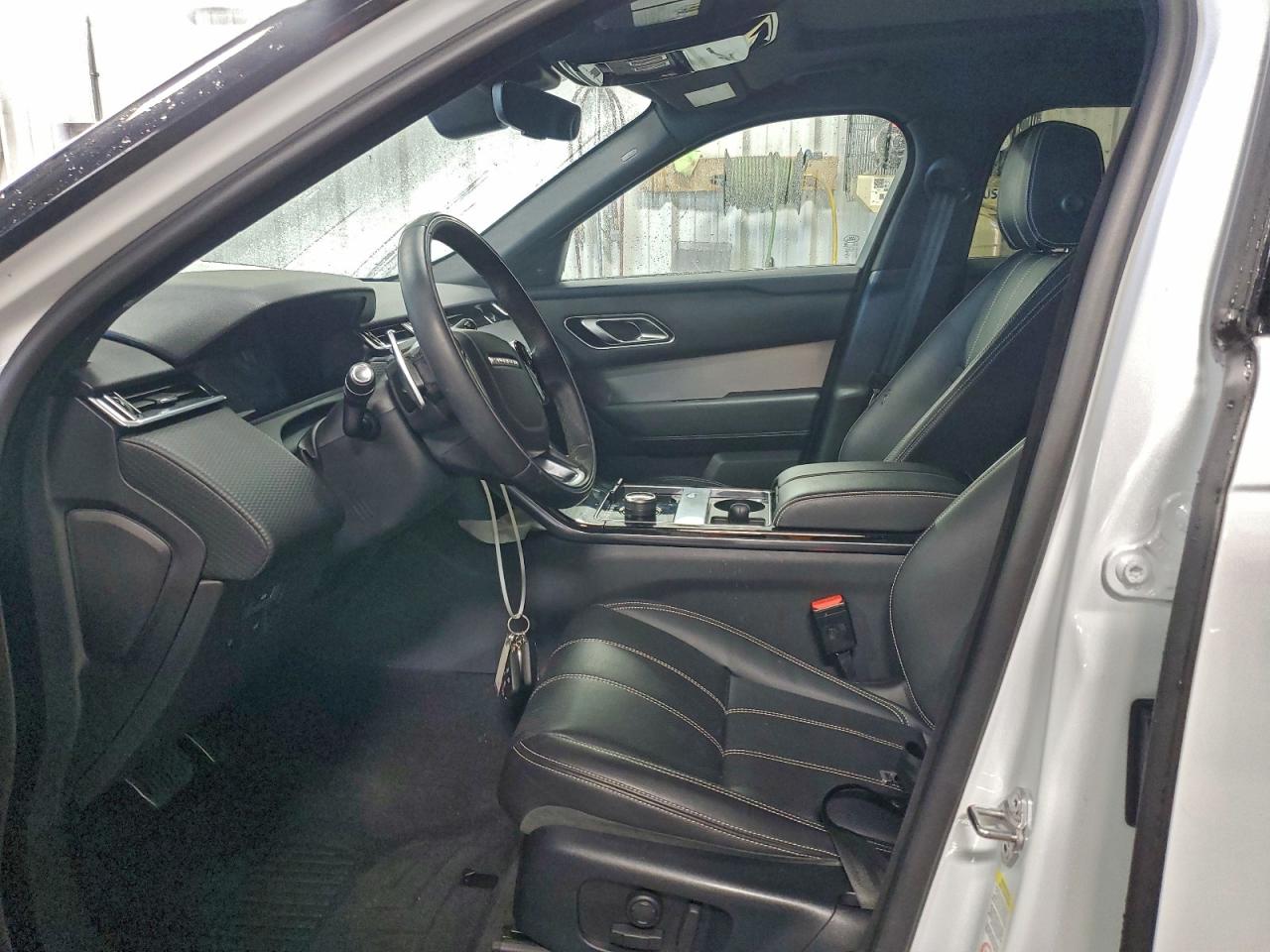 2020 LAND ROVER RANGE ROVER VELAR R-DYNAMIC S photo 7